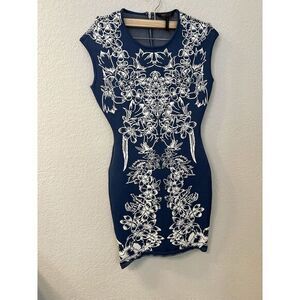 Bcbgmaxazria Ellena‎ body con Dress Denim combo M